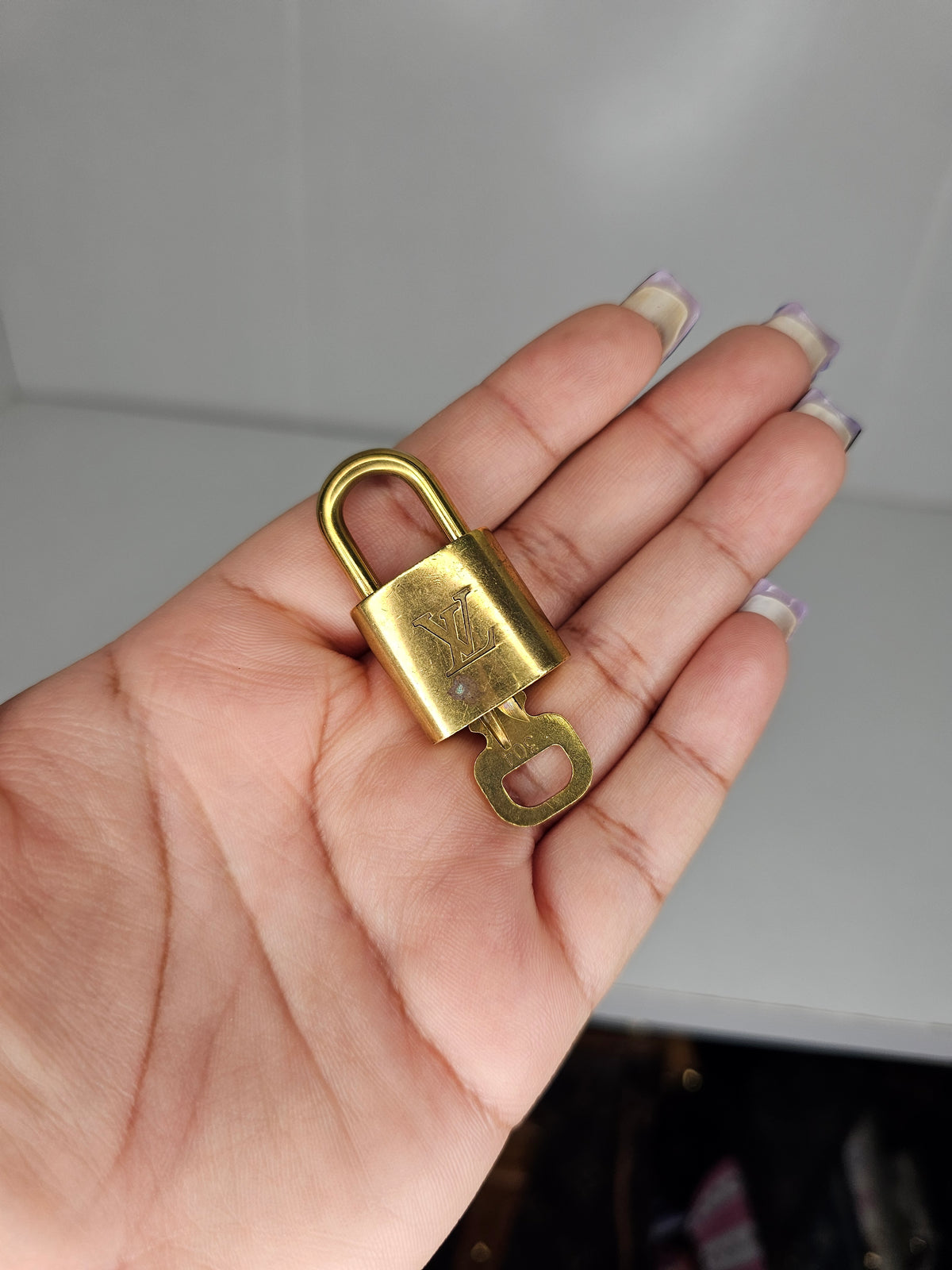 Louis Vuitton Lock and Key Set Gold Colored Brass #304