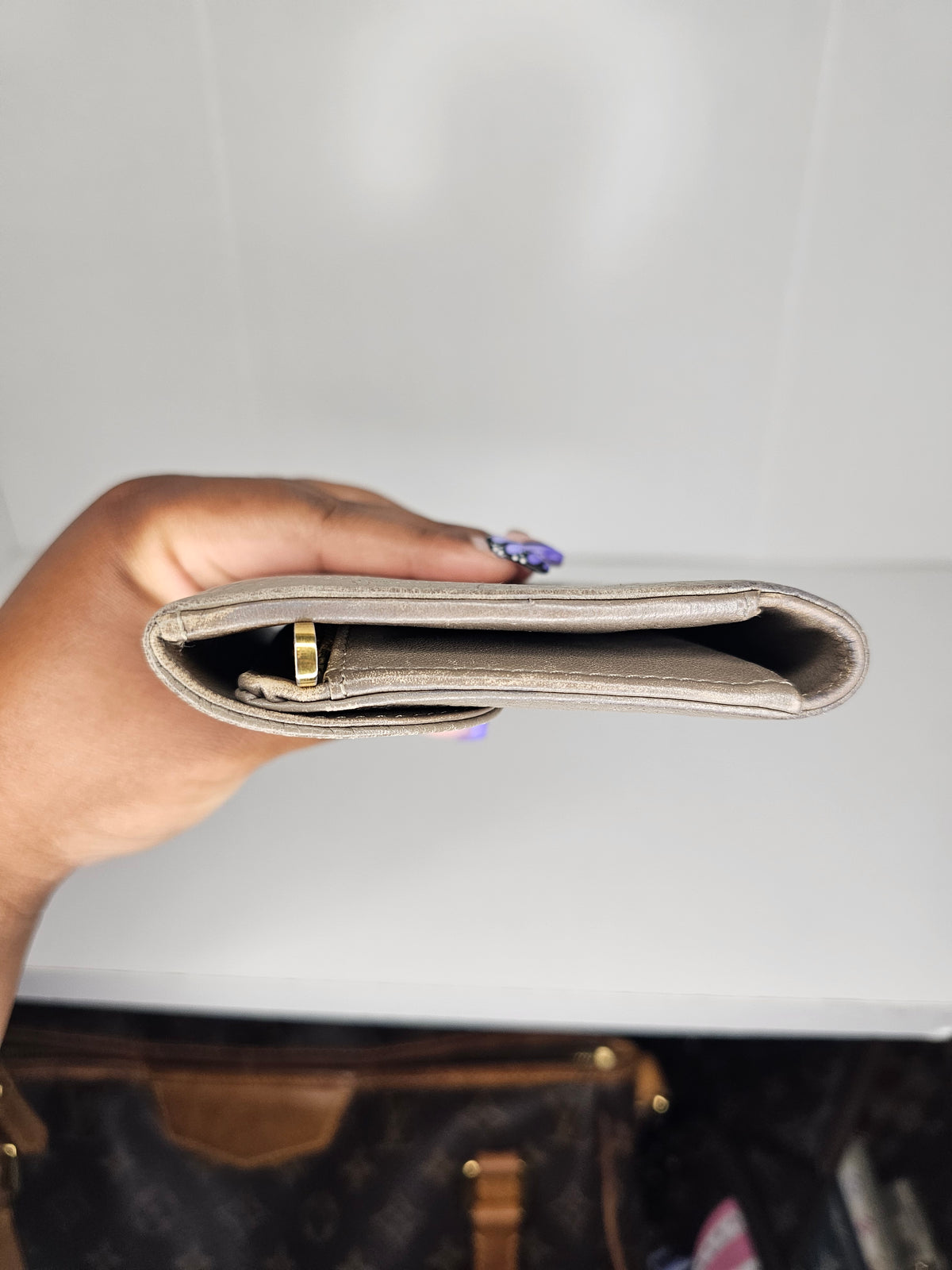 Louis Vuitton Gray / Beige Mahina Amelia Wallet TN2172