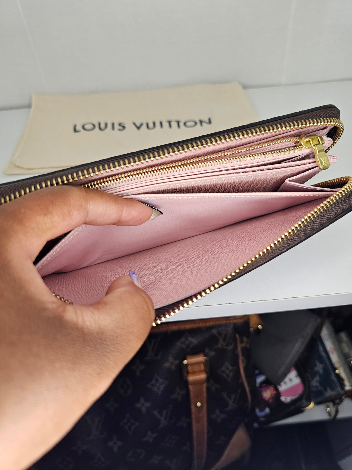 Louis Vuitton Monogram Pink Zippy Monogram Wallet NM SD0179