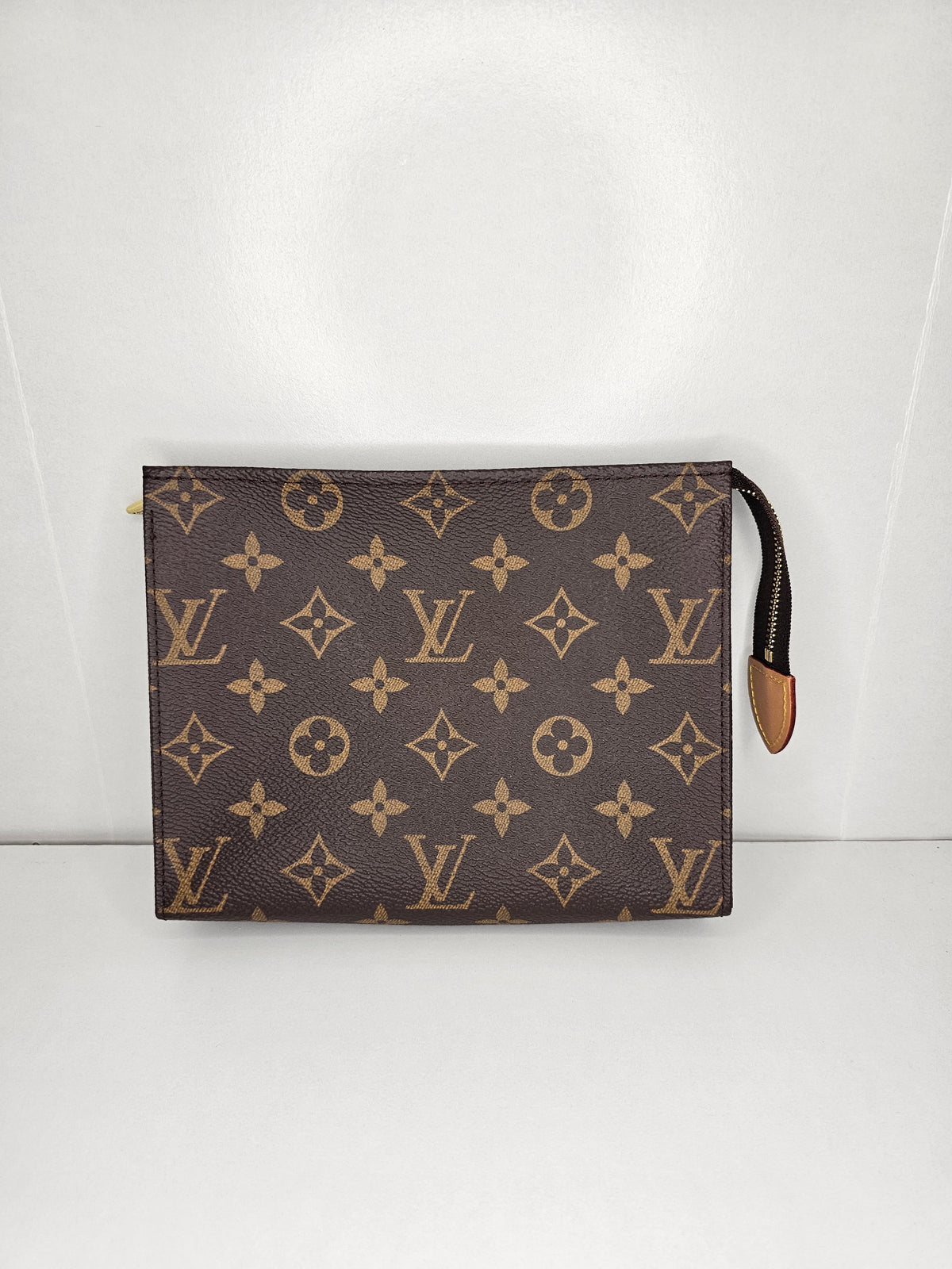 Louis Vuitton Monogram Toiletry 19 UB1159