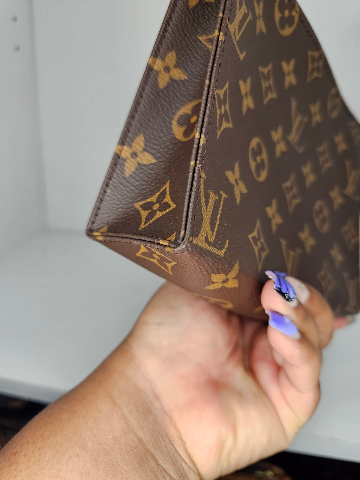 Louis Vuitton Monogram Toiletry 19 UB1159