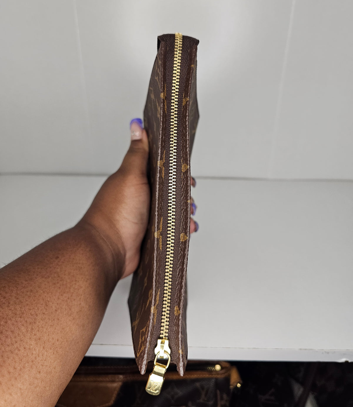 Louis Vuitton Monogram Toiletry 19 UB1159