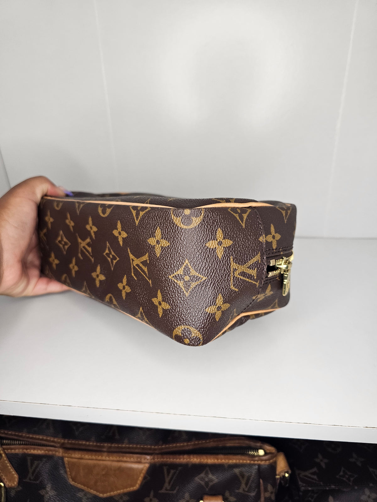 Louis Vuitton Monogram Toiletry 25 MB2017