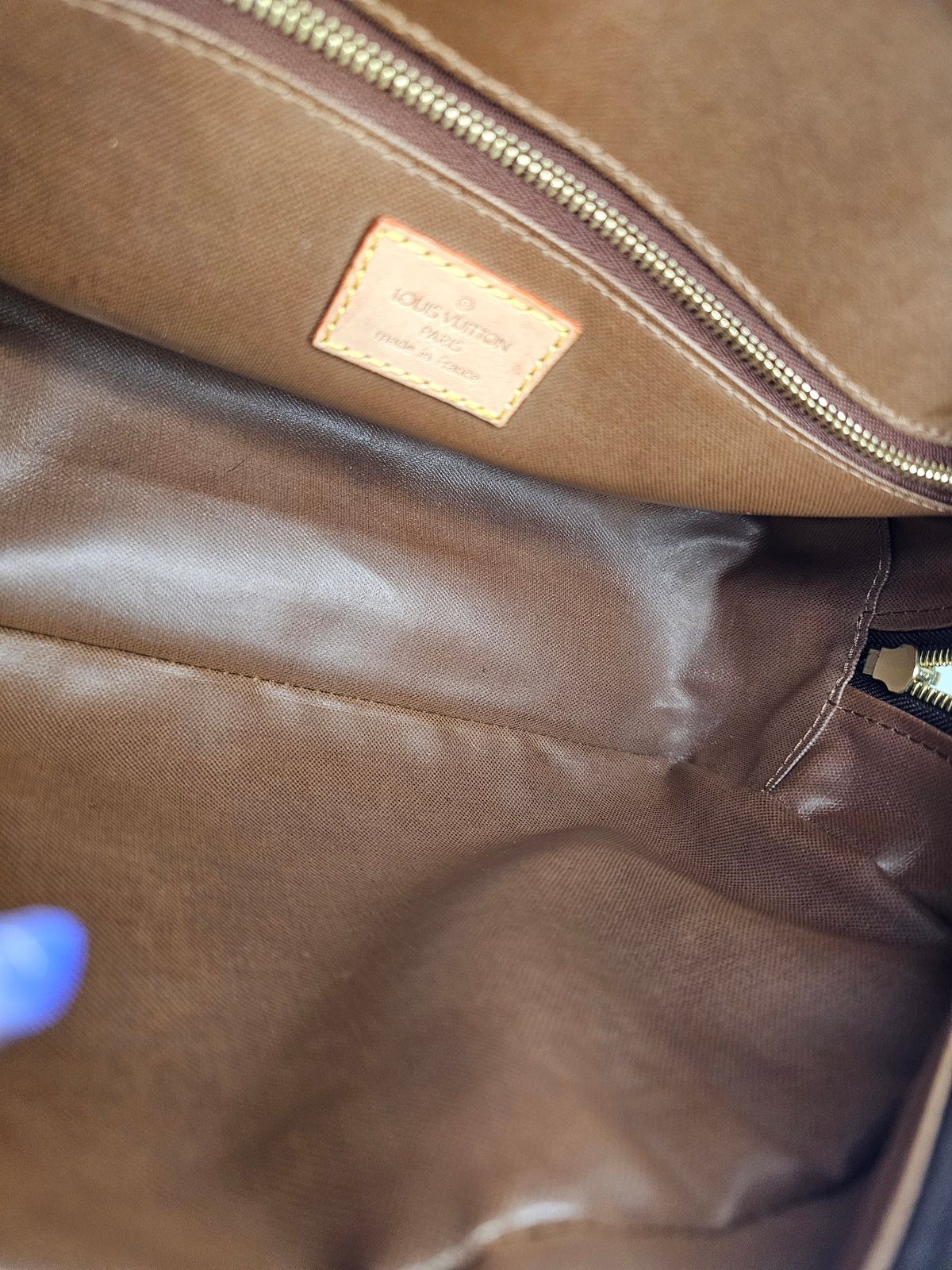 Louis Vuitton Monogram Toiletry 25 MB2017