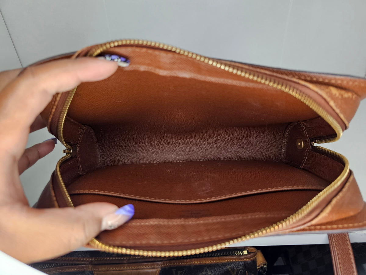 Louis Vuitton Monogram Vintage Orsay Clutch