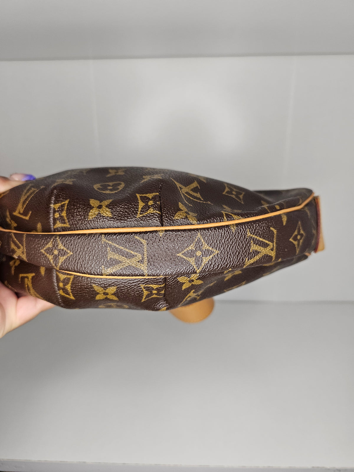 Louis Vuitton Monogram Vintage Croissant MM TH0053
