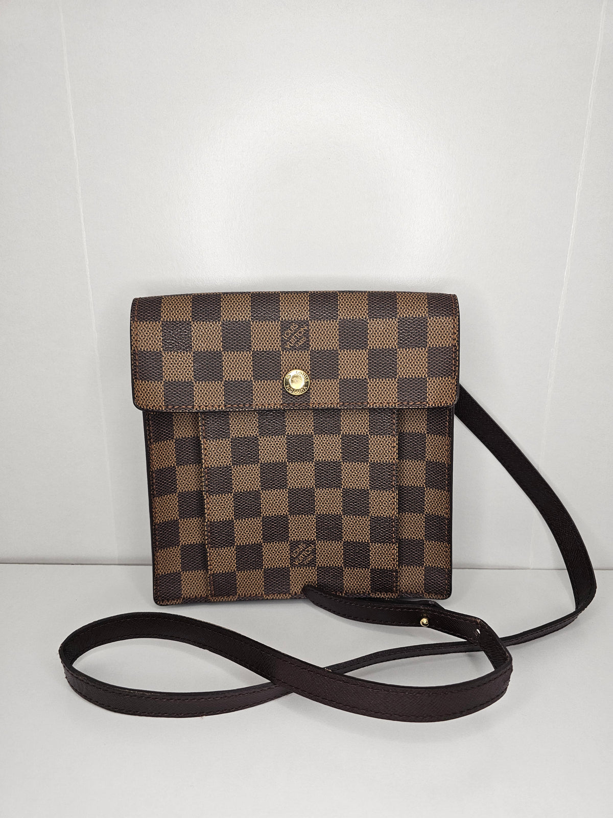 Louis Vuitton Damier Ebene Pimplico Shoulder / Crossbody Bag MI1919