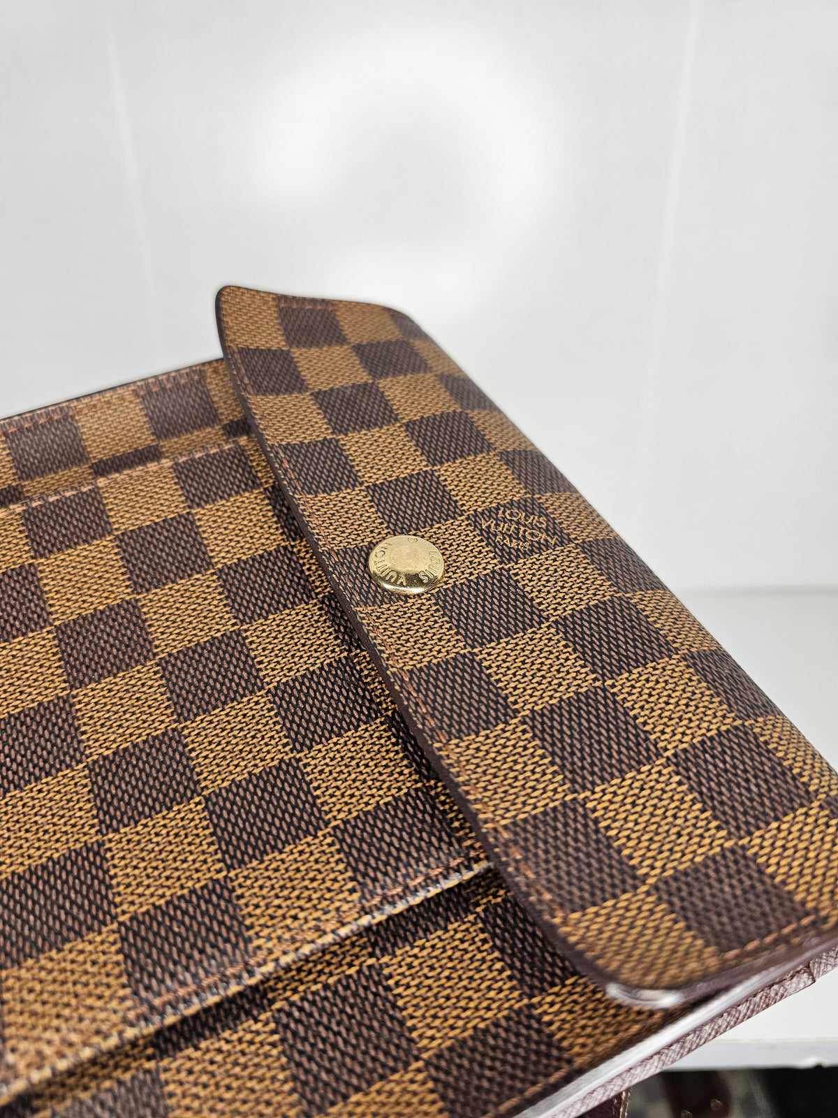 Louis Vuitton Damier Ebene Pimplico Shoulder / Crossbody Bag MI1919