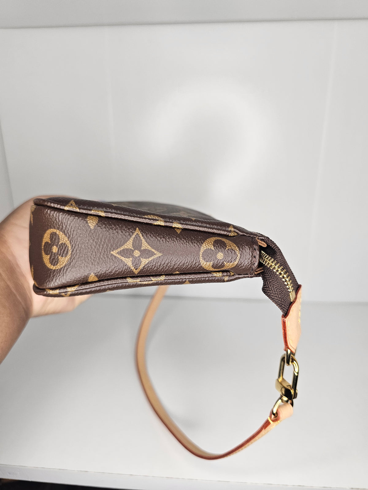 Louis Vuitton Pochette Accessoires Monogram NM 💾