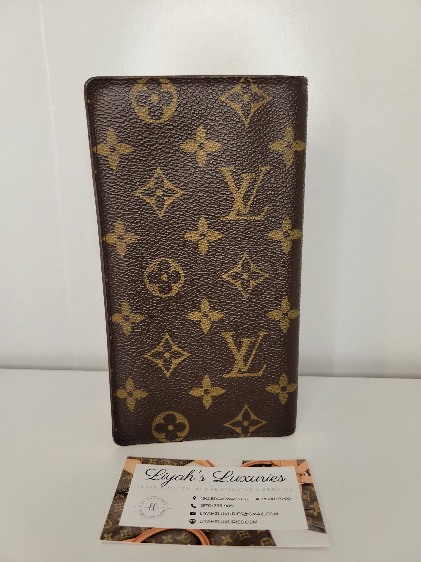 Louis Vuitton Monogram Checkbook Wallet CT0033