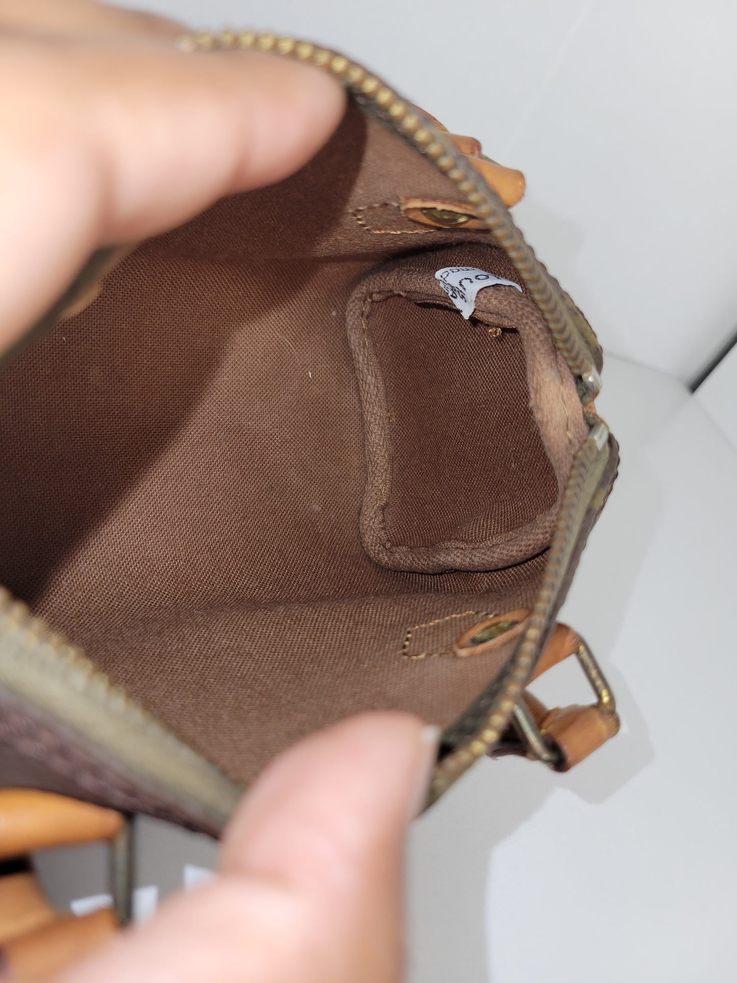 Louis Vuitton Mini Speedy HL w / Strap