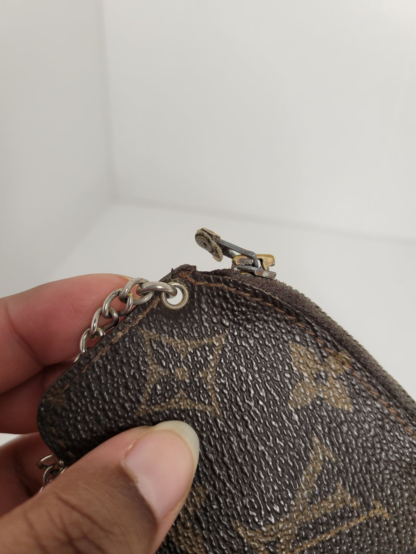 Louis Vuitton Vintage Key Pouch 863 AN