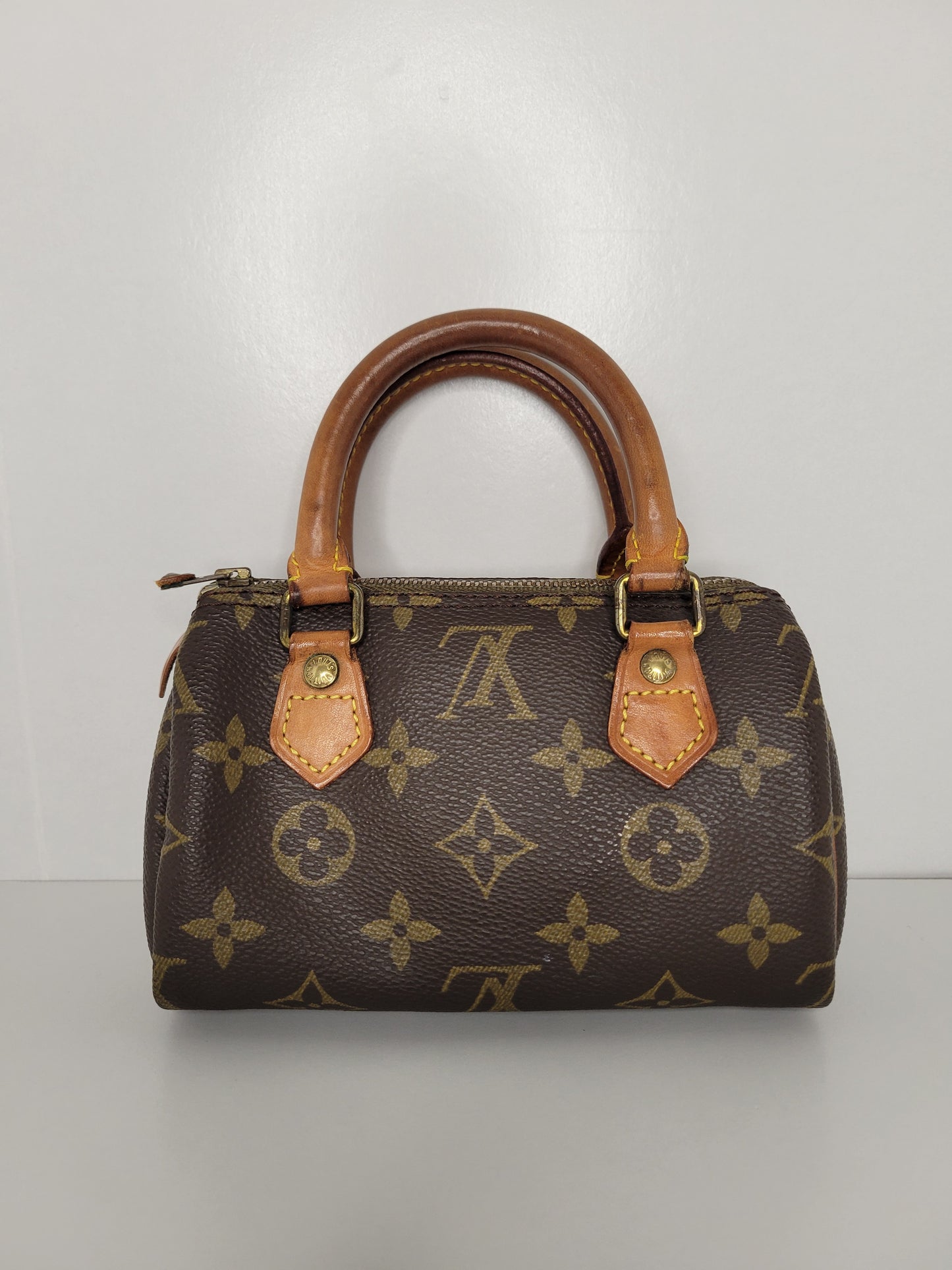 Louis Vuitton Mini Speedy HL w / Strap