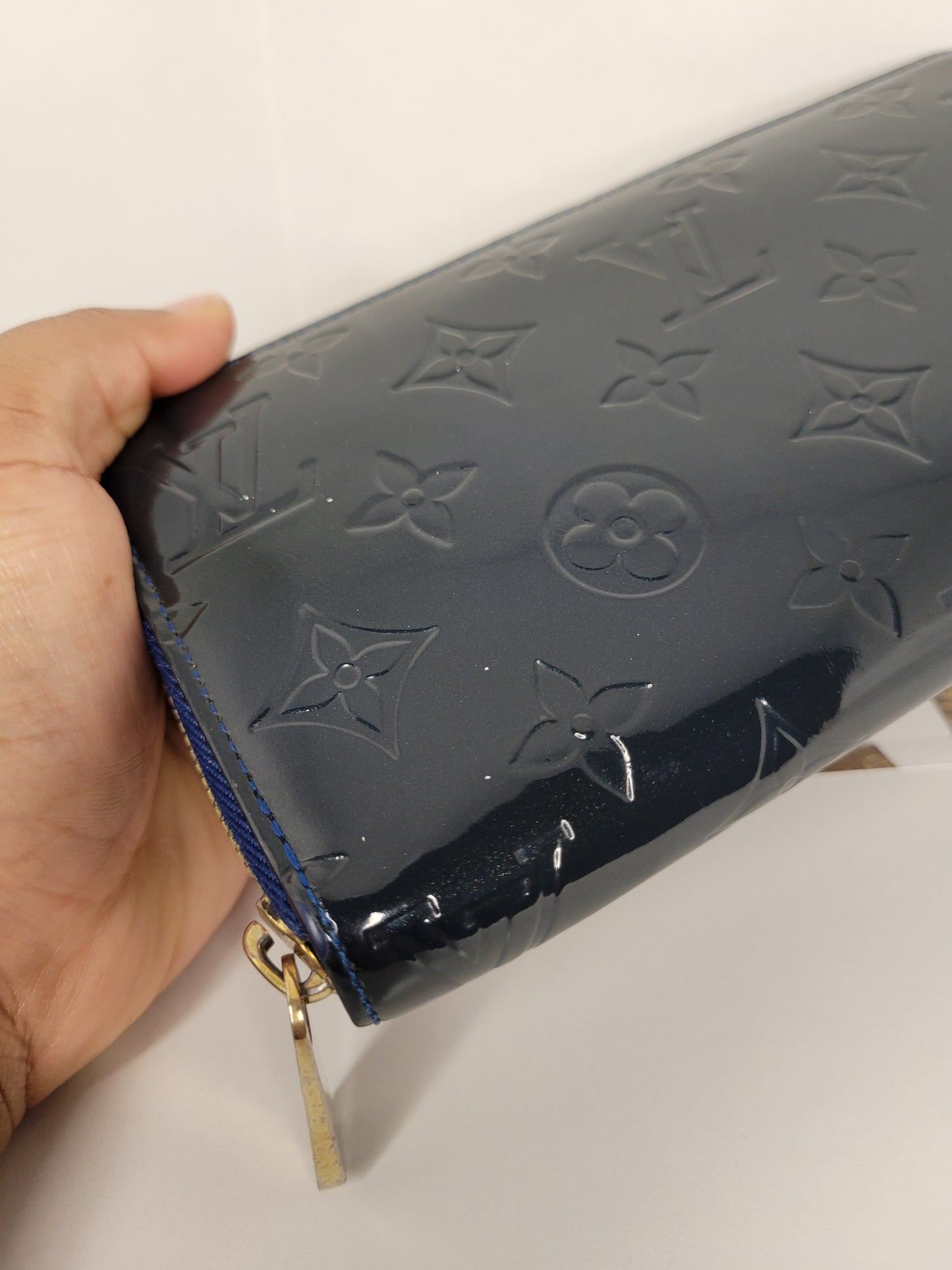 Louis Vuitton Vernis Grand Bleu Zippy Wallet