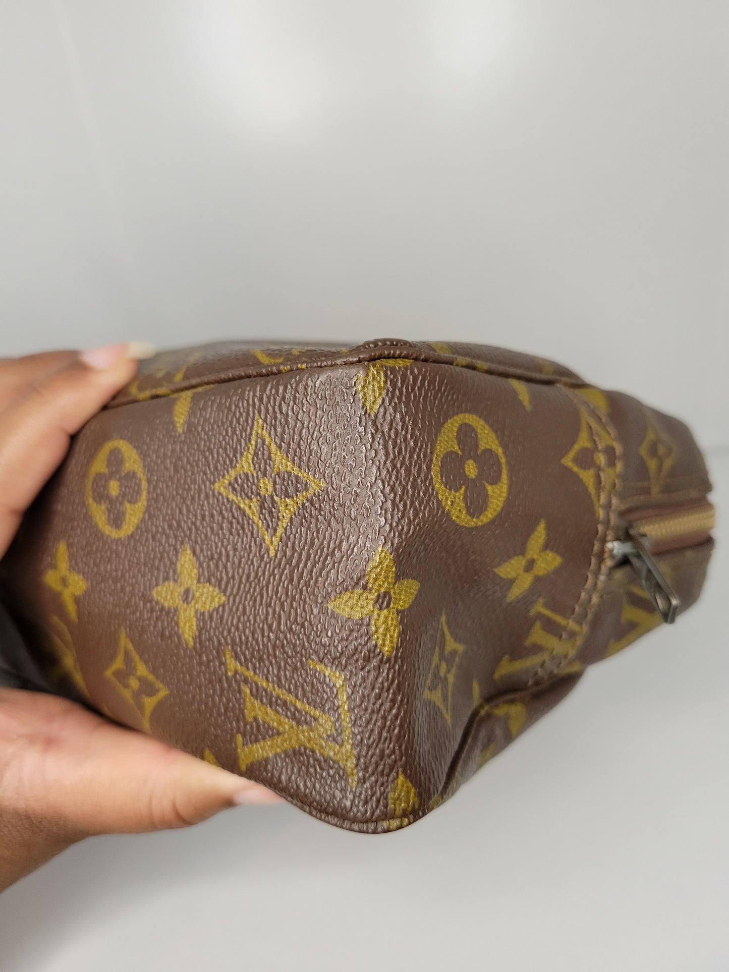 Louis Vuitton Vintage Monogram Trousse 28