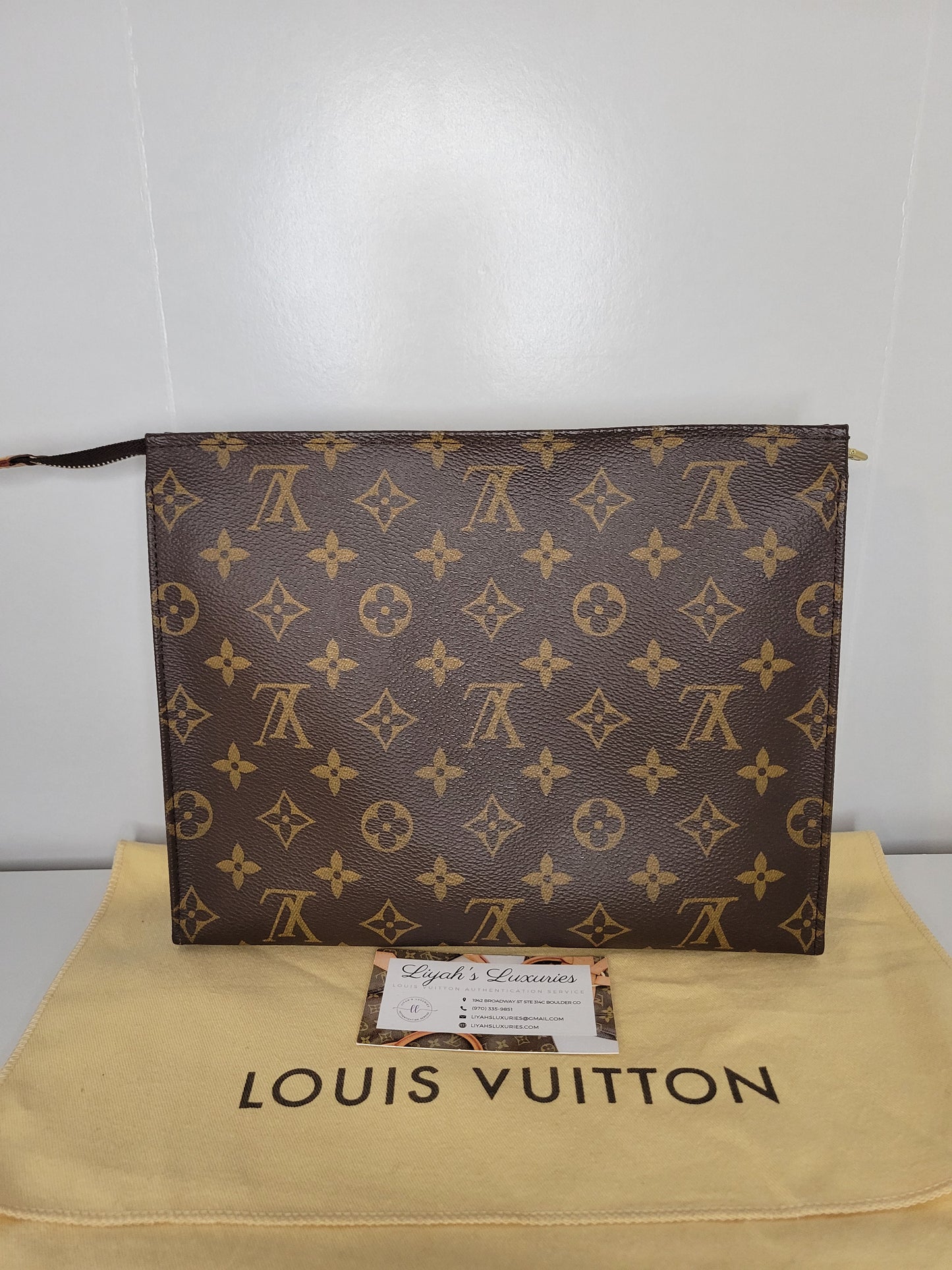 Louis Vuitton Monogram Toiletry 26 DU2185