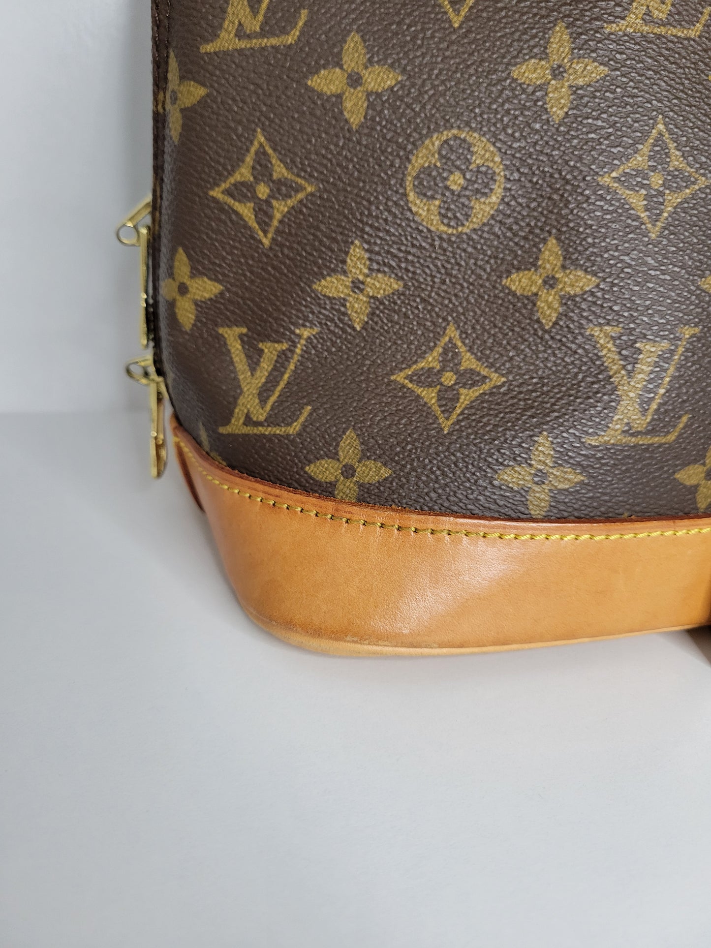 Louis Vuitton Monogram Alma PM BA0955