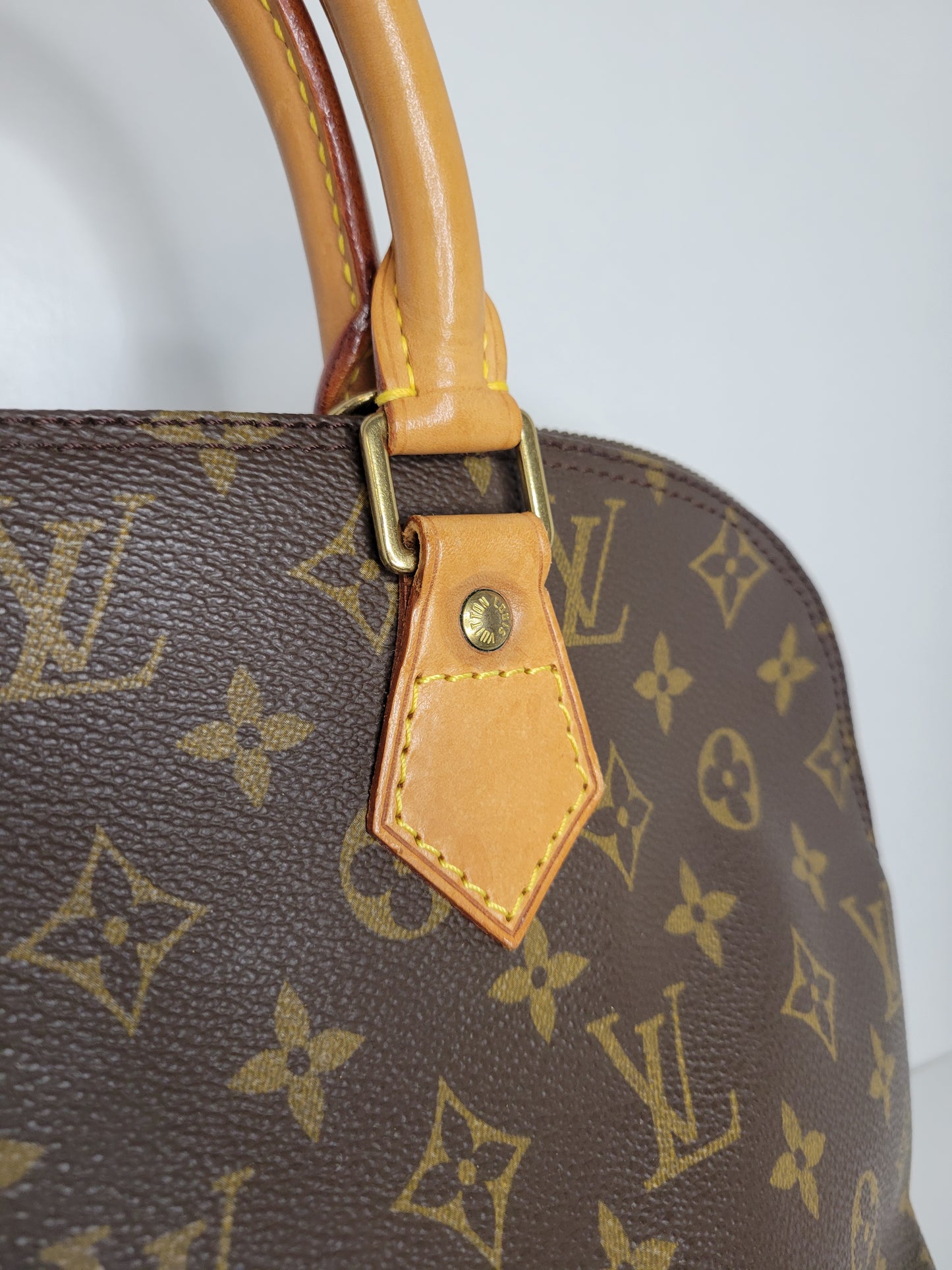 Louis Vuitton Monogram Alma PM BA0955