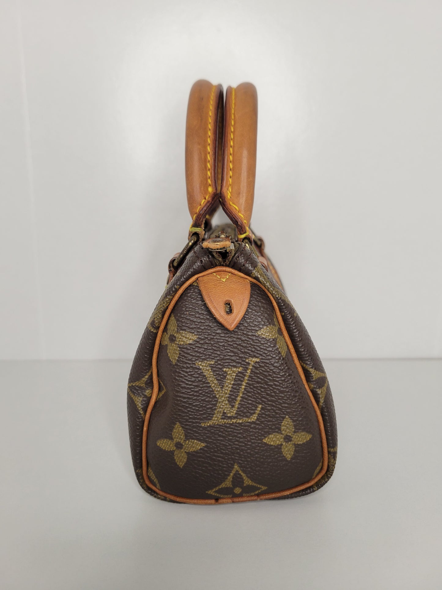 Louis Vuitton Mini Speedy HL w / Strap