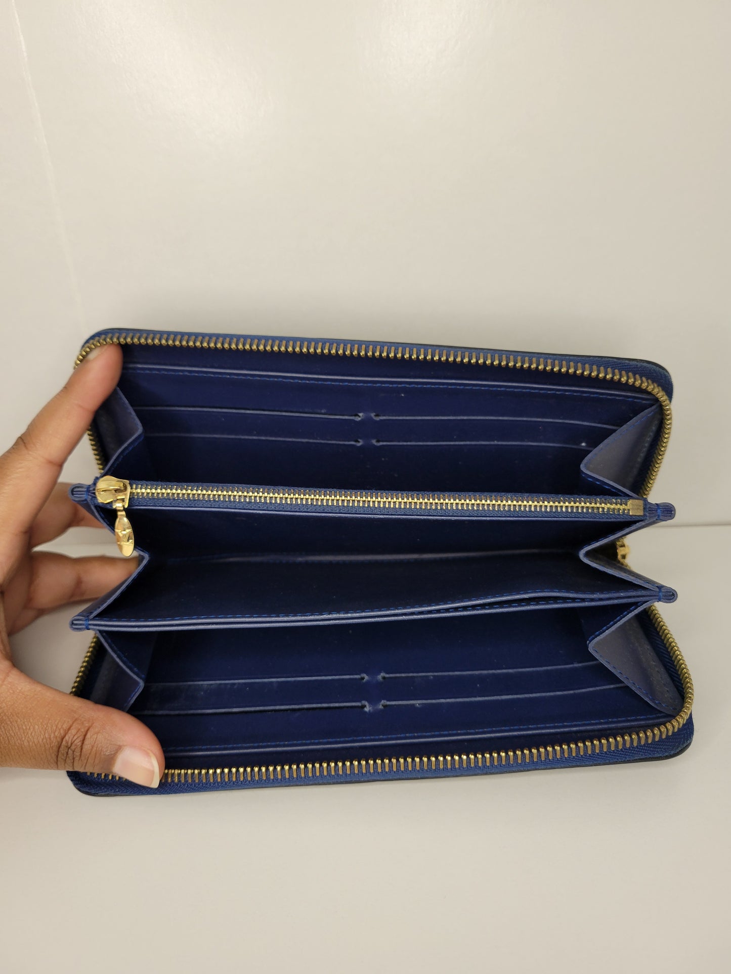 Louis Vuitton Vernis Grand Bleu Zippy Wallet