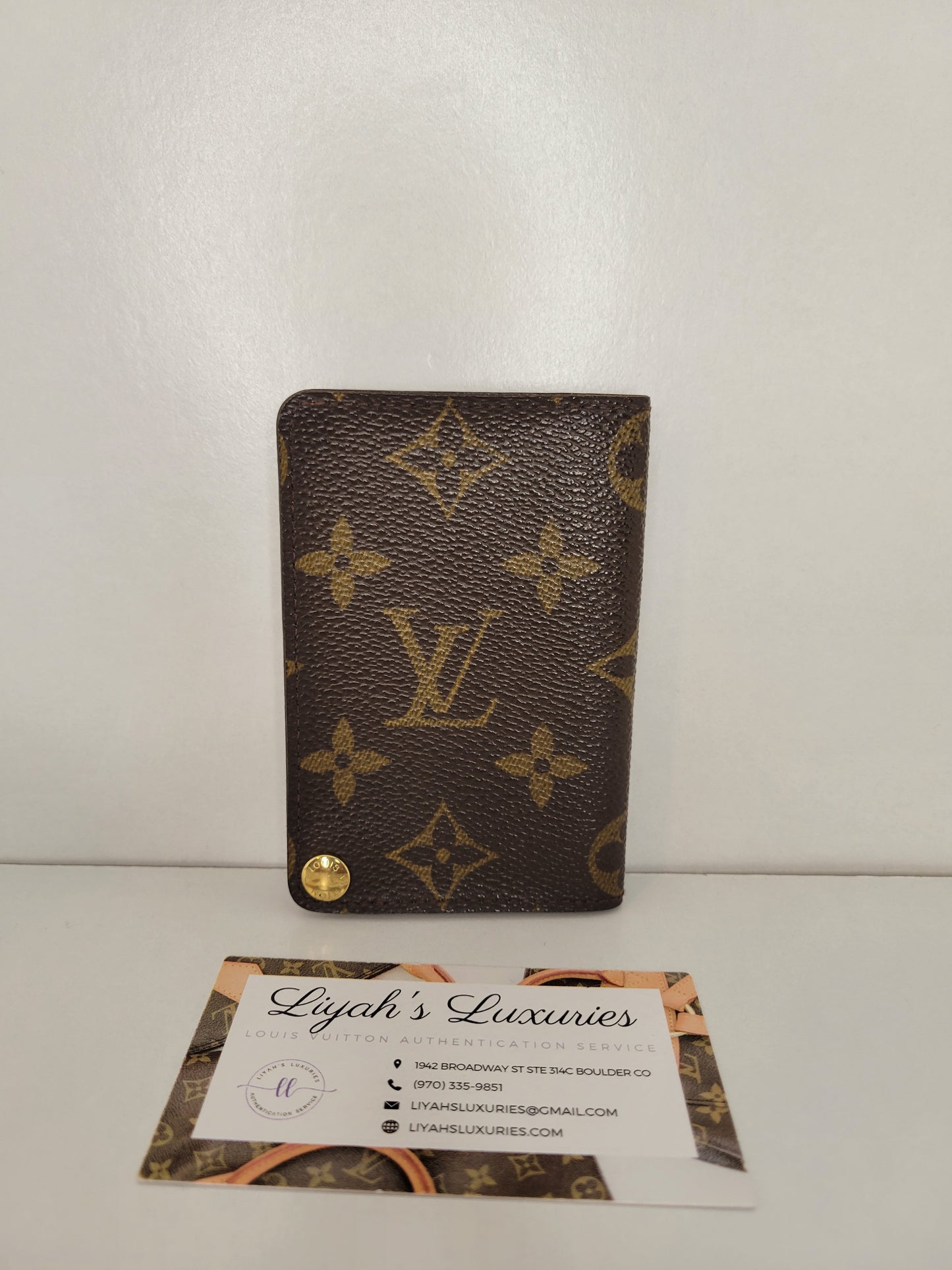 Louis Vuitton Vintage Monogram Porte Cartes Pression