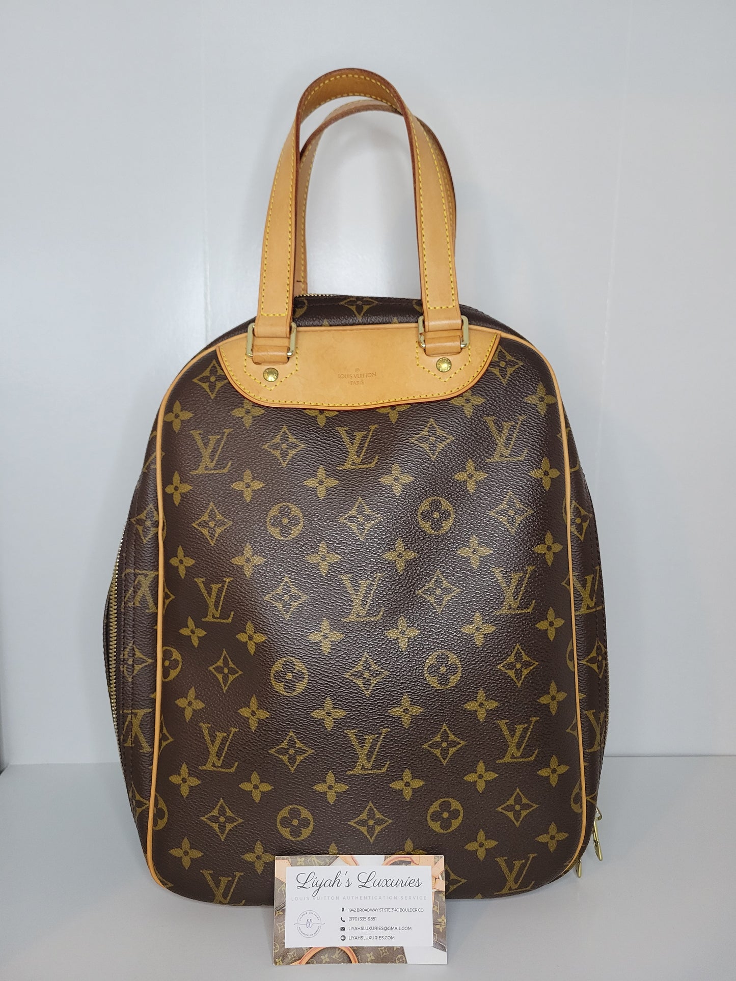 Louis Vuitton Monogram Excursion VI1918