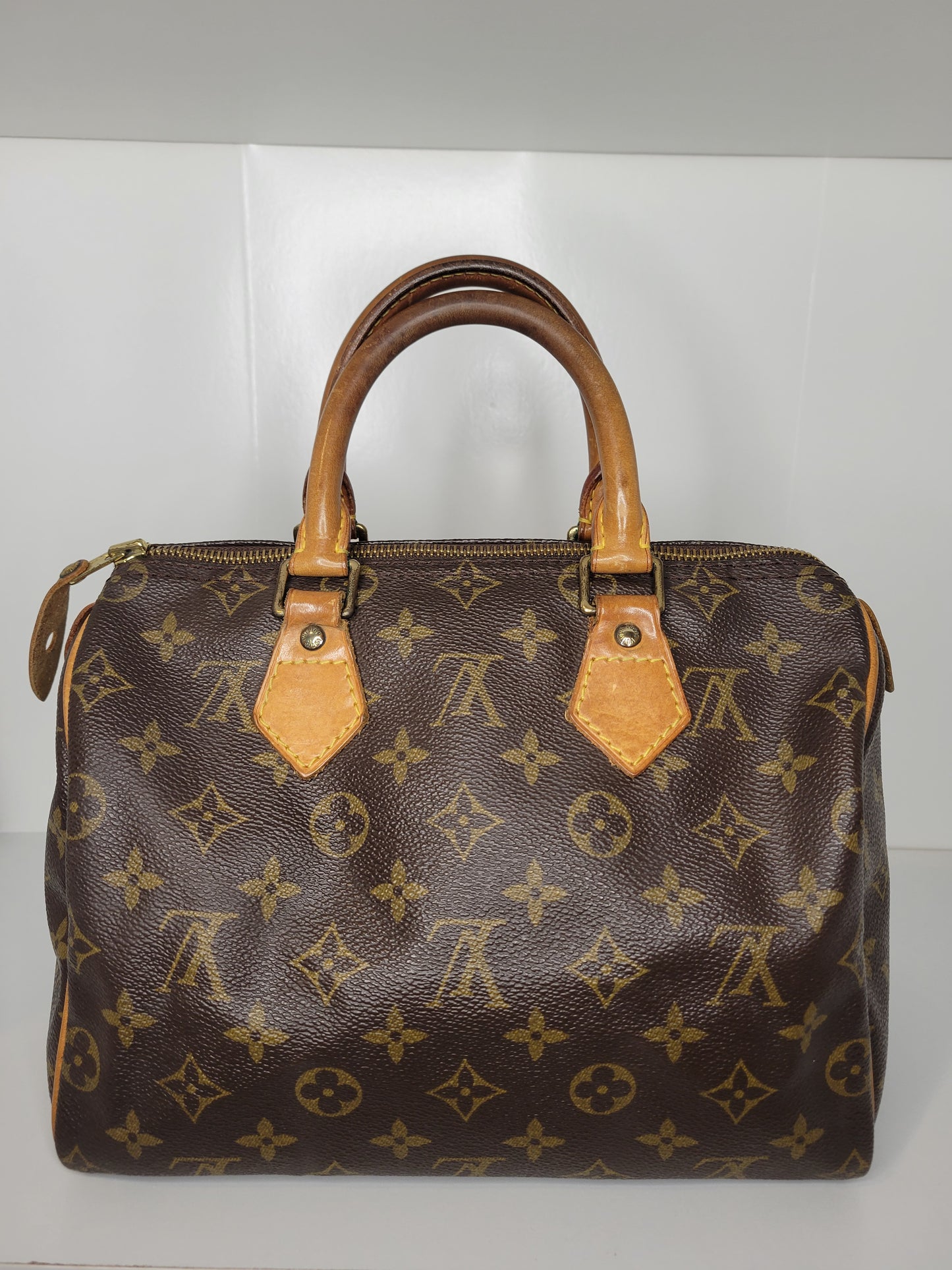 (Reserved) Louis Vuitton Monogram Vintage Speedy 25