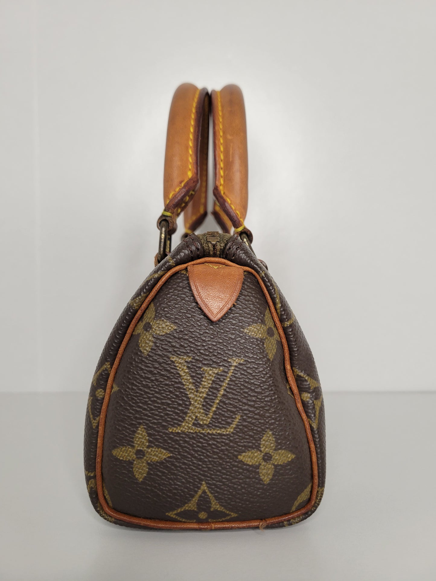 Louis Vuitton Mini Speedy HL w / Strap