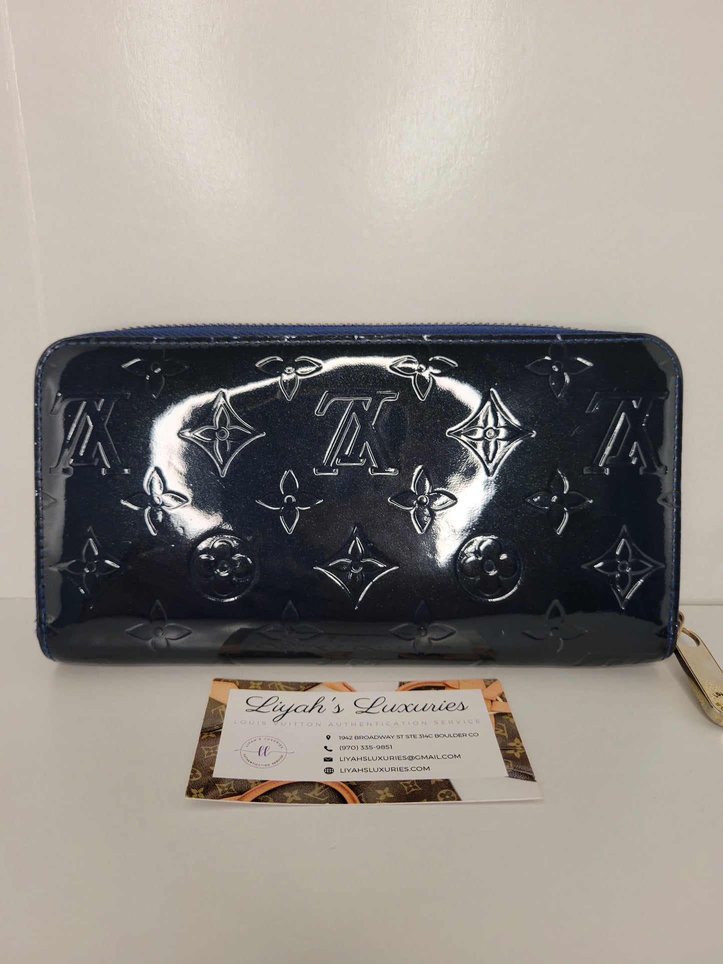 Louis Vuitton Vernis Grand Bleu Zippy Wallet