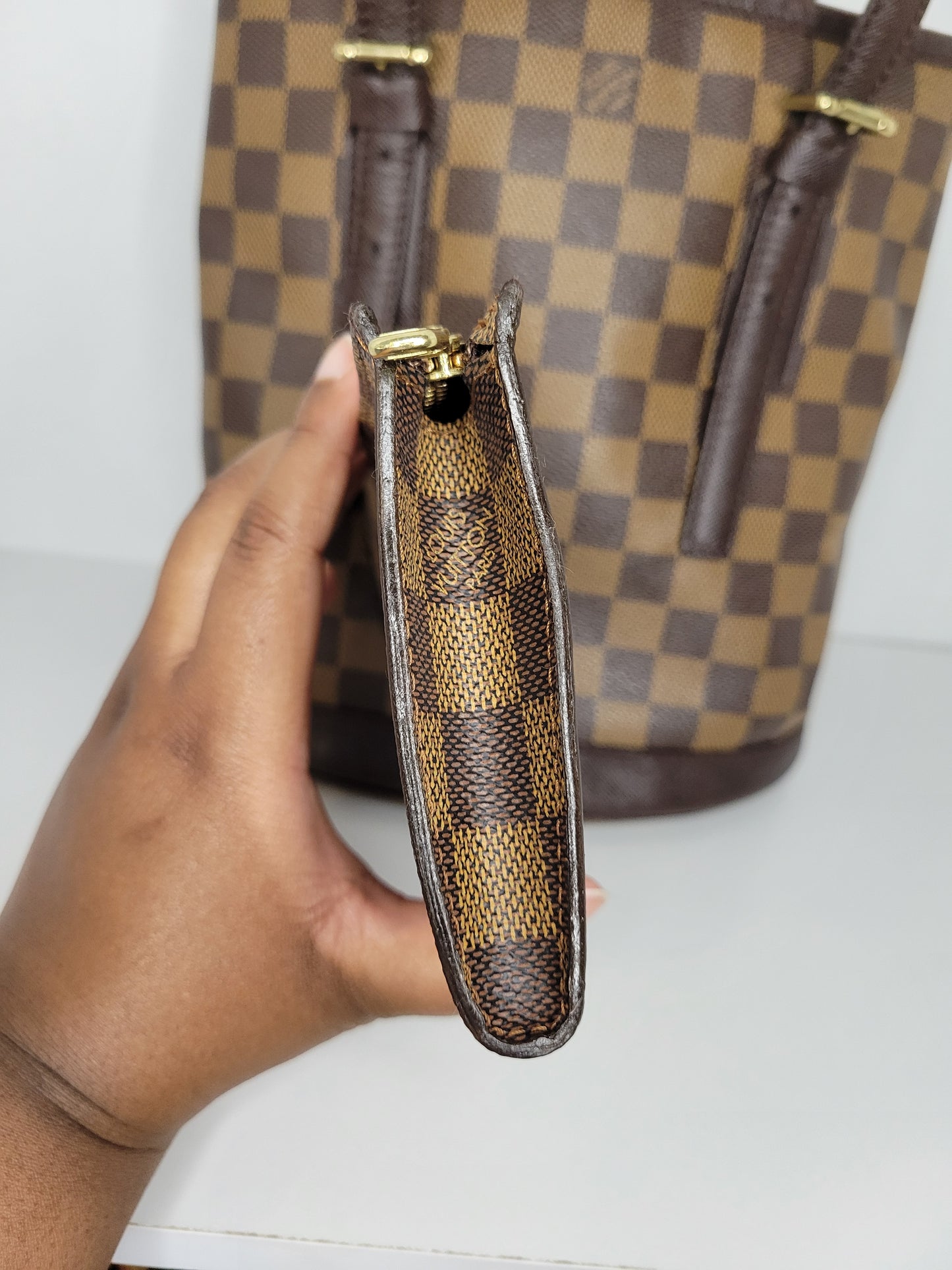 Louis Vuitton Damier Ebene Marais Bucket Bag AR0938