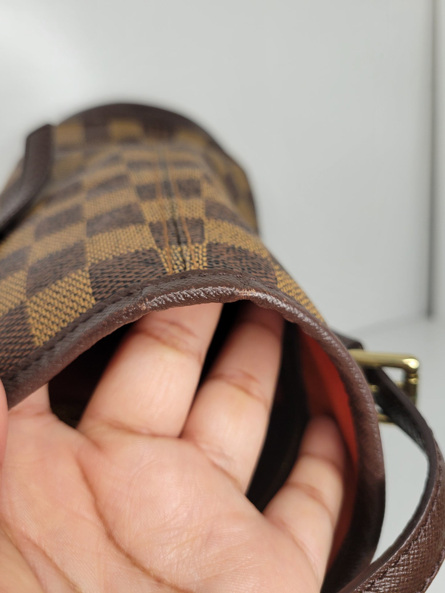 Louis Vuitton Damier Ebene Marais Bucket Bag AR0938