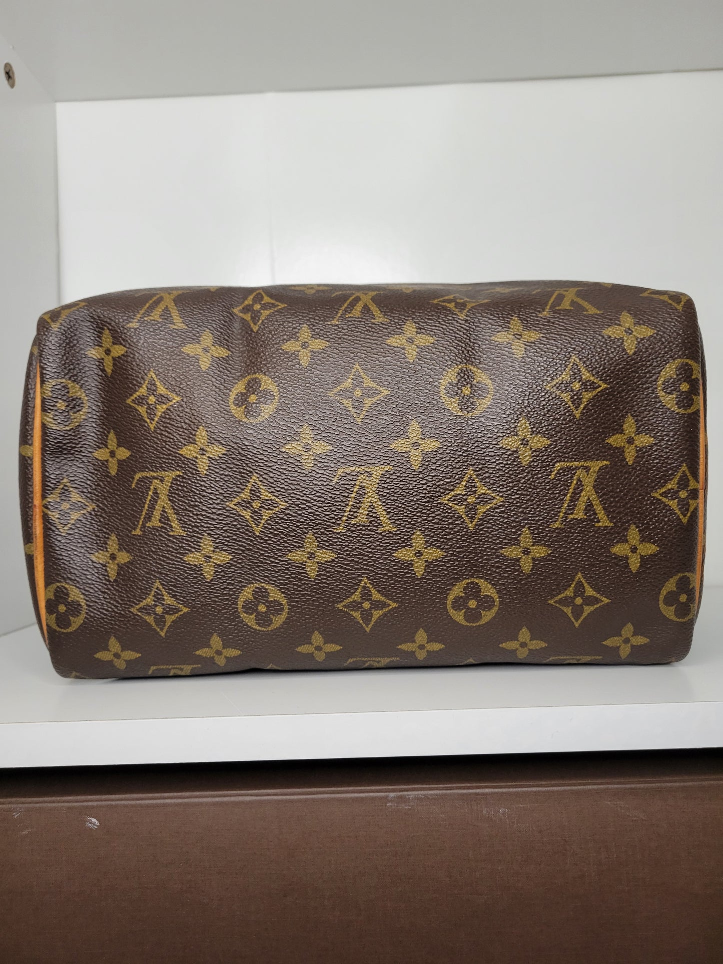 (Reserved) Louis Vuitton Monogram Vintage Speedy 25