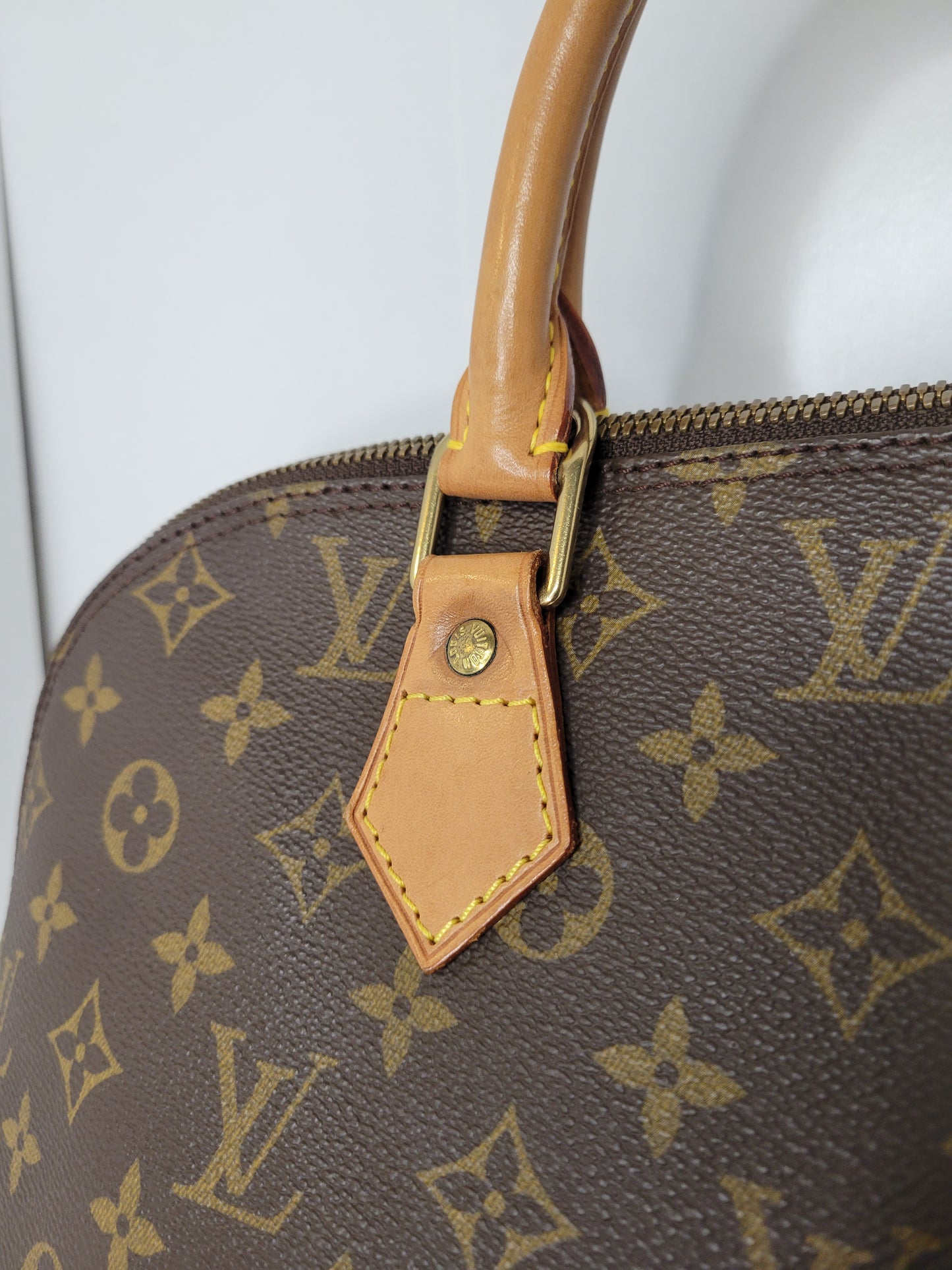 Louis Vuitton Monogram Alma PM BA0955