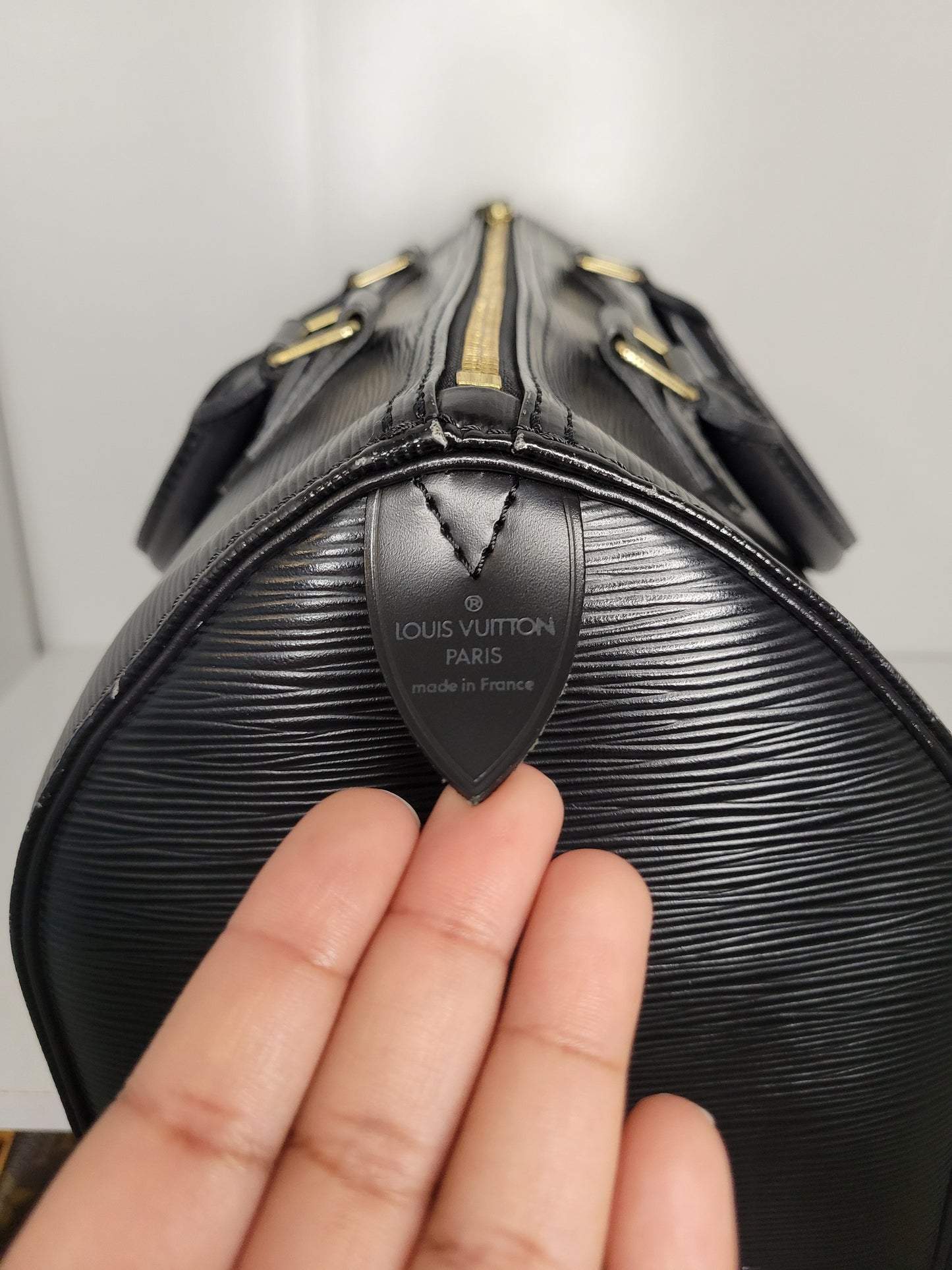 Louis Vuitton Black Epi Speedy 30 VI0945