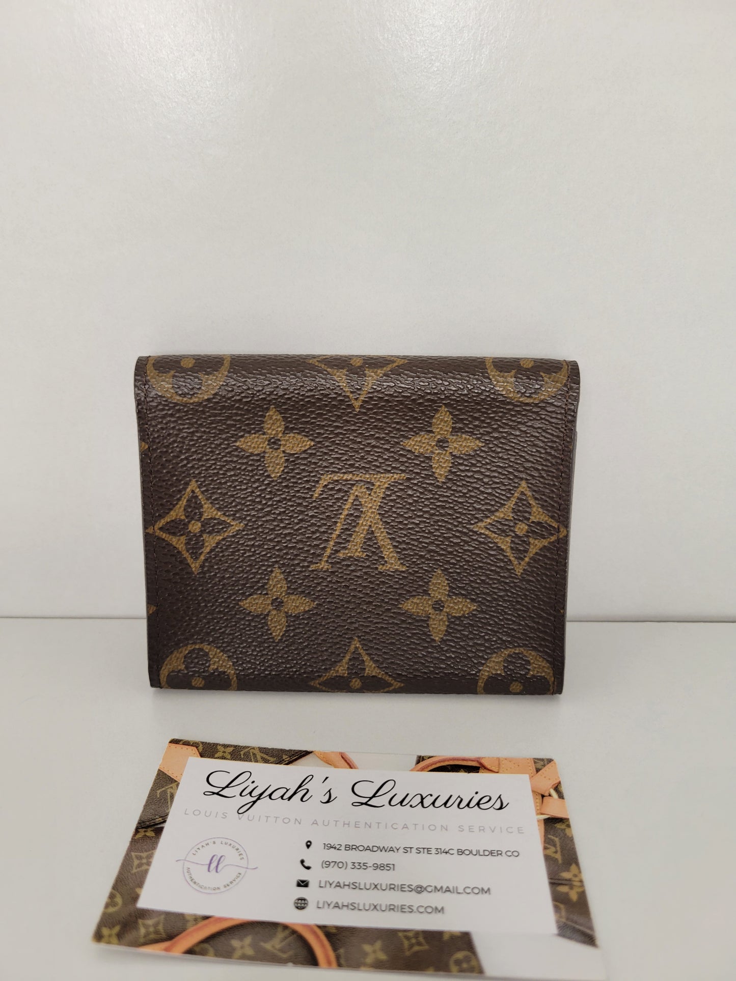 Louis Vuitton Monogram Business Card Holder CA1190