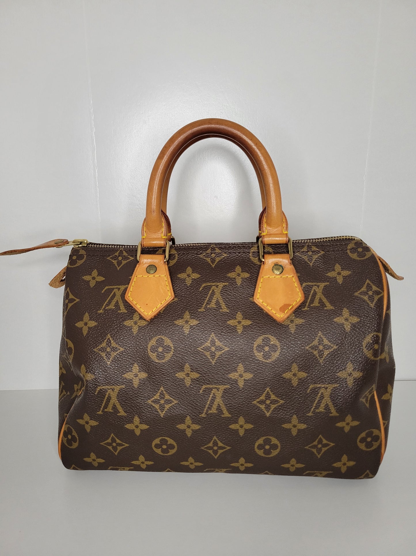 Louis Vuitton Monogram Speedy 25 FH0933