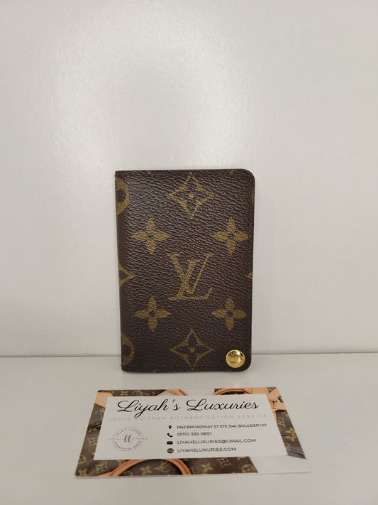 Louis Vuitton Vintage Monogram Porte Cartes Pression