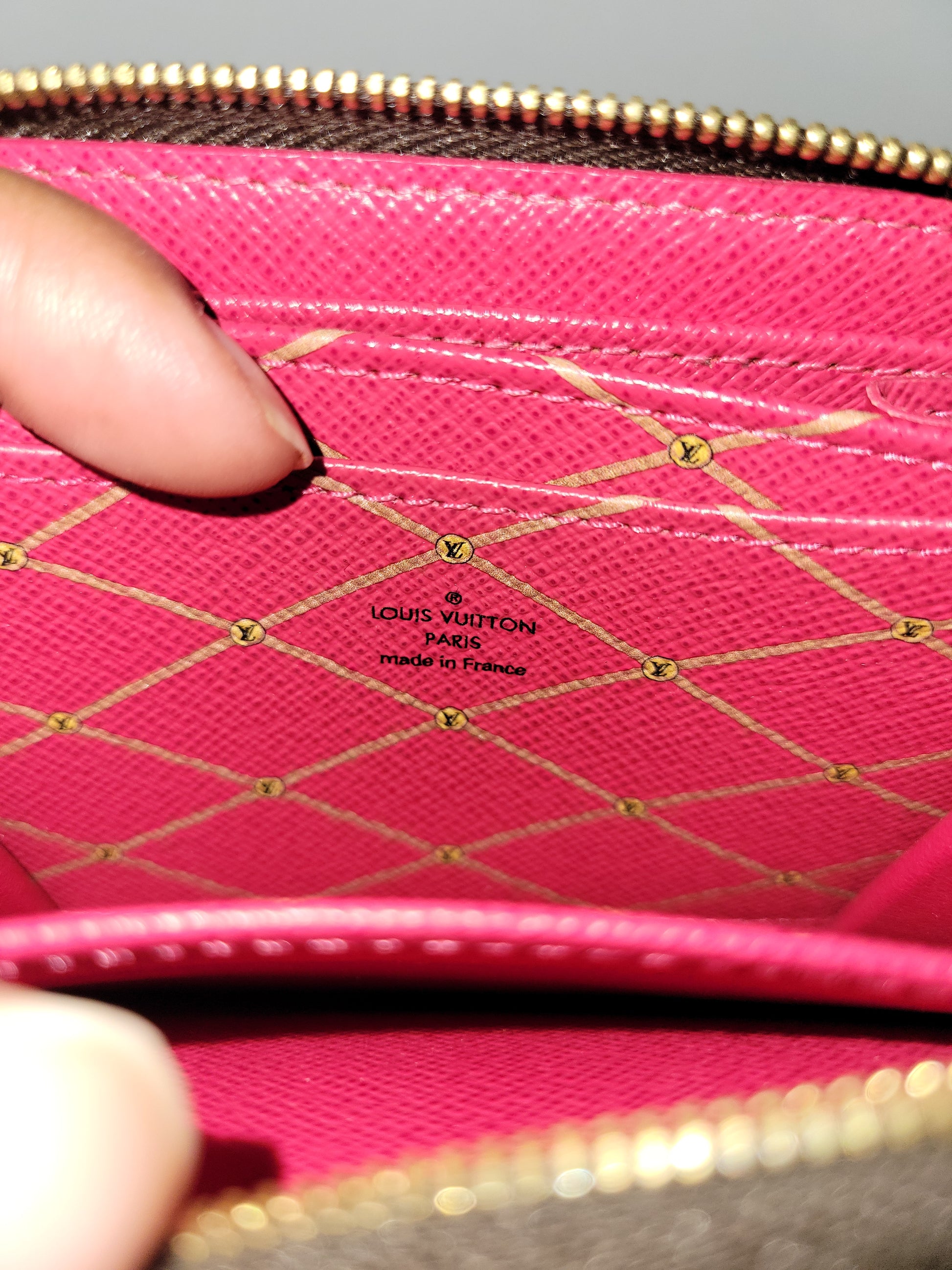 Louis Vuitton, Bags, Louis Vuitton Zippy Coin Purse Wallet Blush Pink